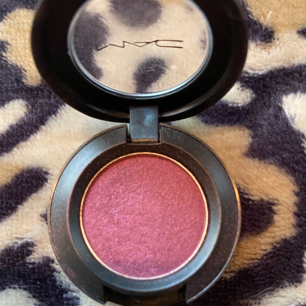 MAC Eyeshadow - Never Used